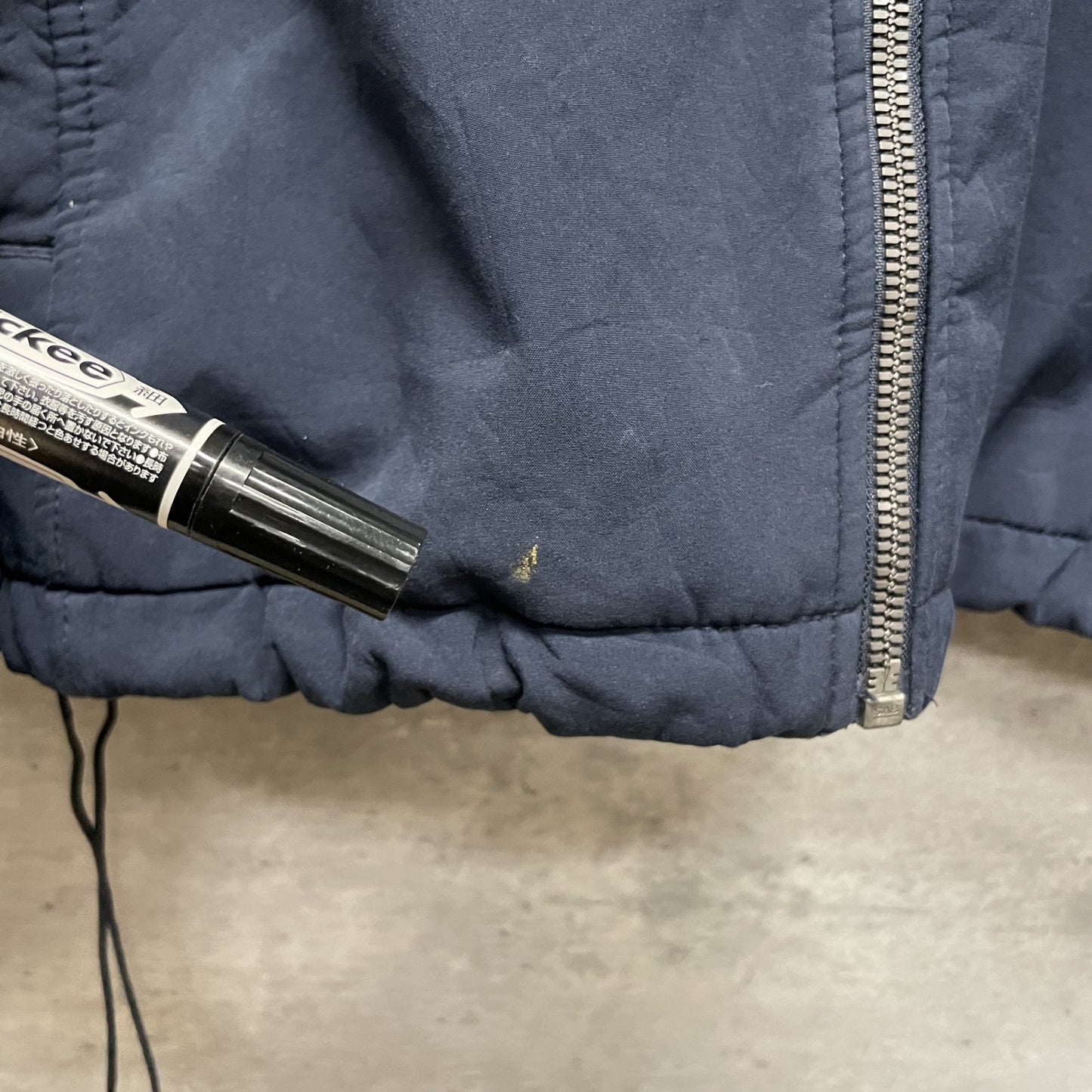 00s vintage 古着 ビンテージ トミーヒルフィガー TOMMYHILFIGER フード付 フルジップ 胸元ロゴ カジュアル