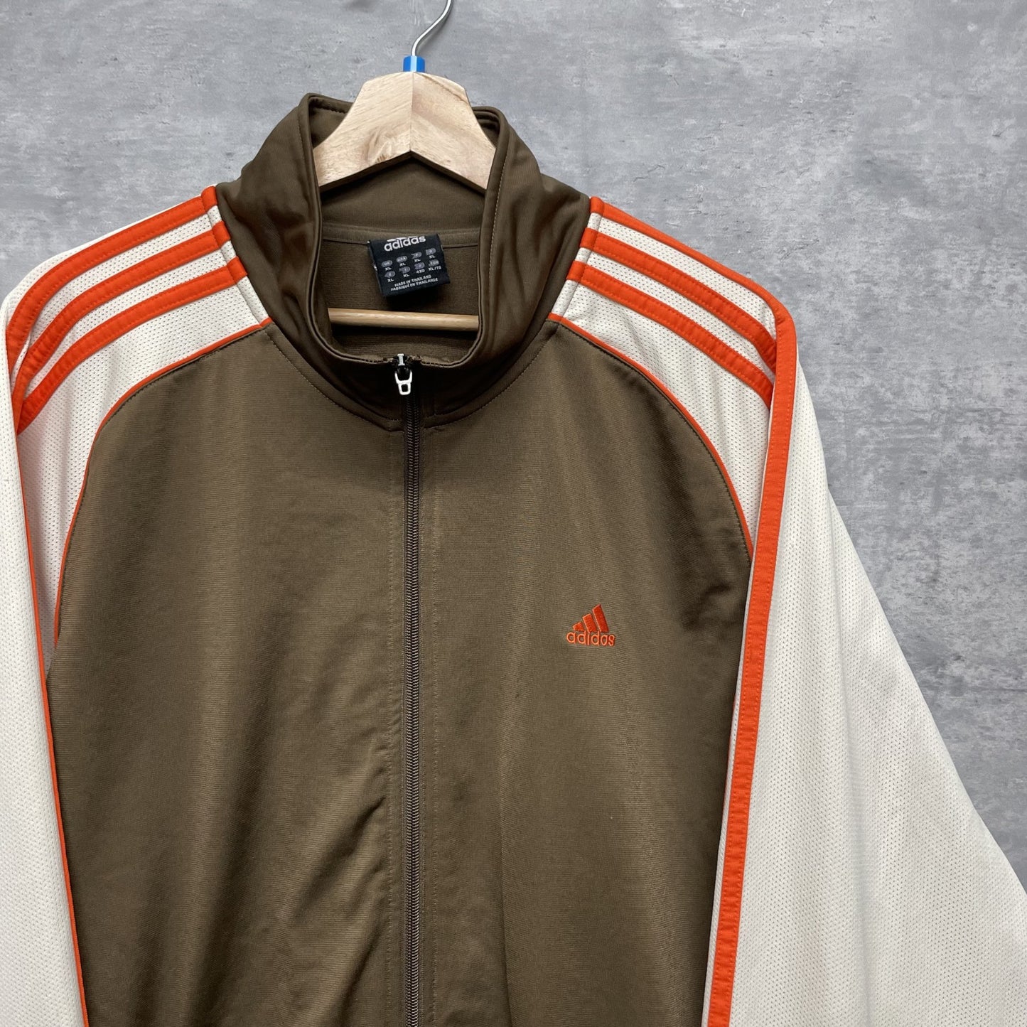 00s vintage 古着 ビンテージ アディダス adidas トラックジャケット 胸元ロゴ ストリート スポーツ