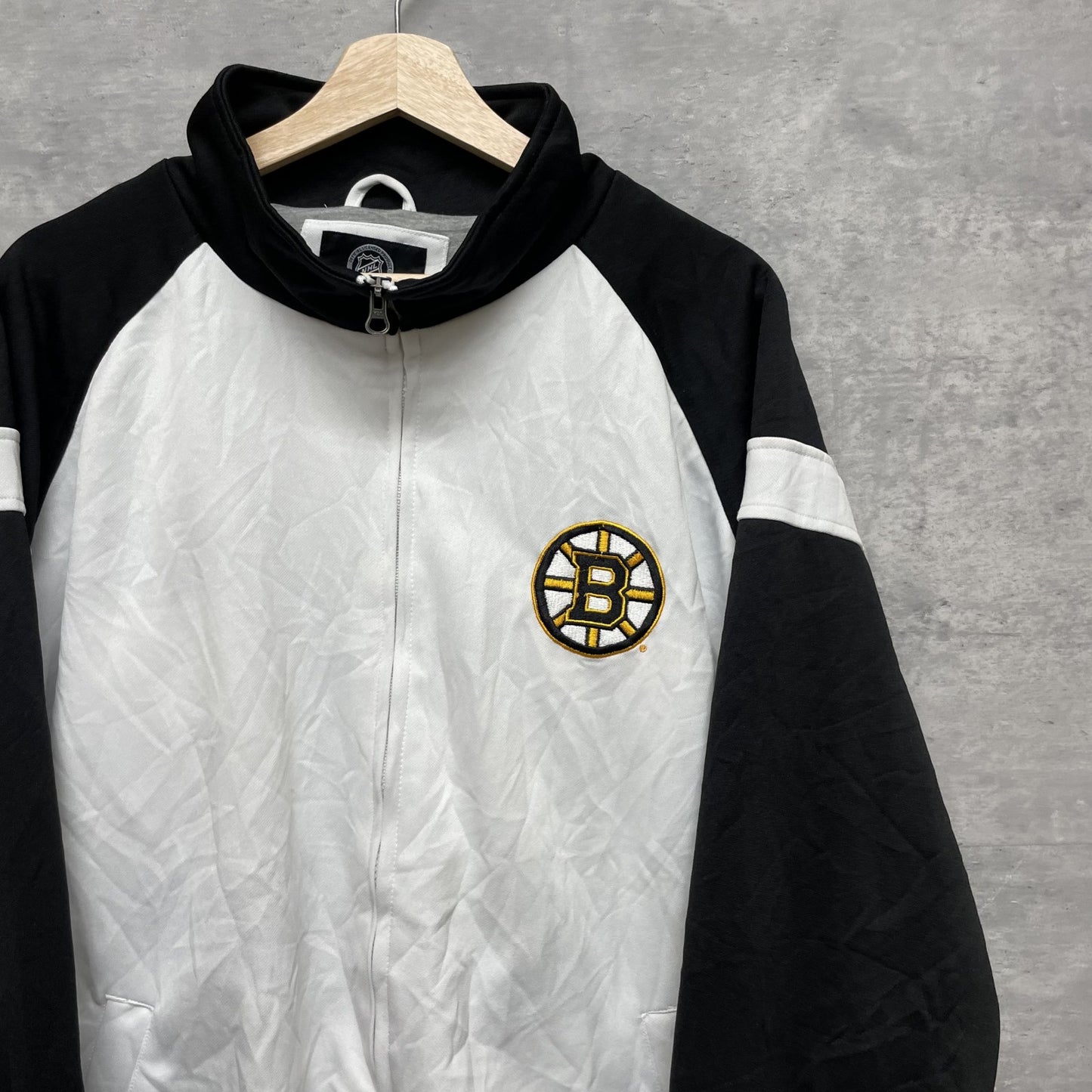 00s vintage 古着 ビンテージ NHL BOSTON BRUINS ホッケー チーム ナイロンジャケット トラックジャケット