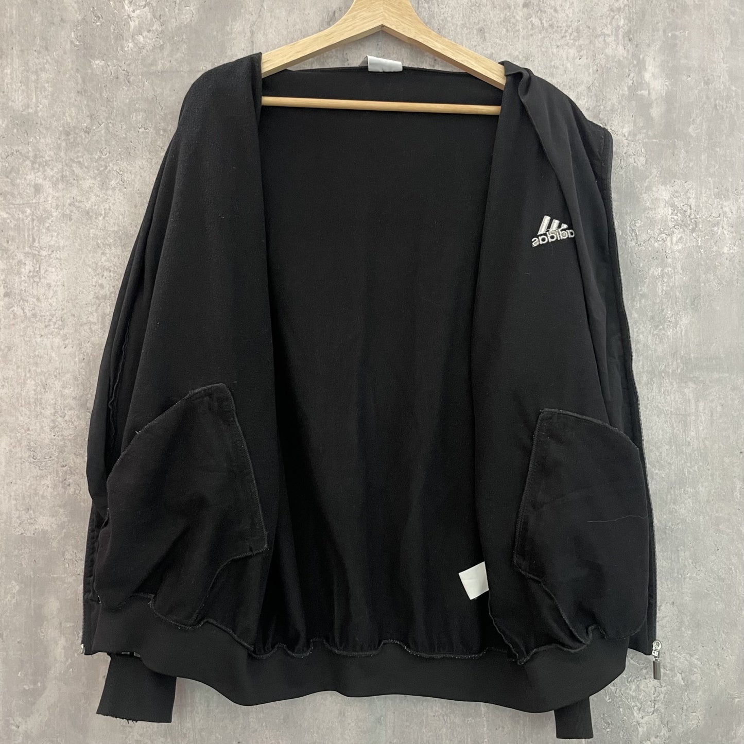 00s vintage 古着 ビンテージ アディダス adidas トラックジャケット 胸元刺繍ロゴ スケーター カジュアル