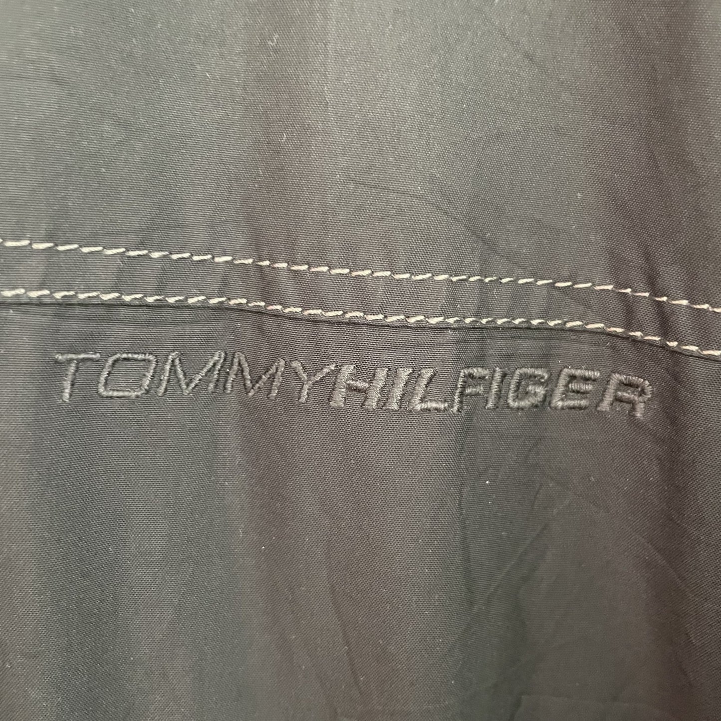 00s vintage 古着 ビンテージ トミーヒルフィガー TOMMYHILFIGER ナイロンジャケット 胸元刺繍 ストリート