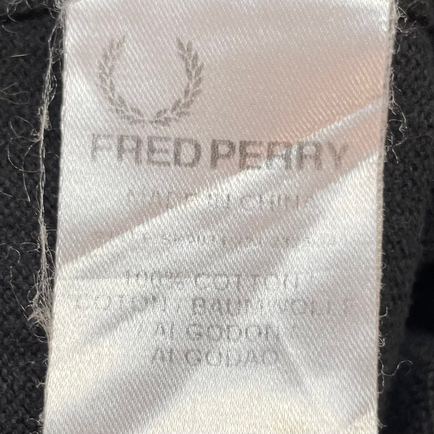 00s vintage 古着 ビンテージ セーター FRED PERRY ニット フレッドペリー 刺繍ロゴ カジュアル ストリート