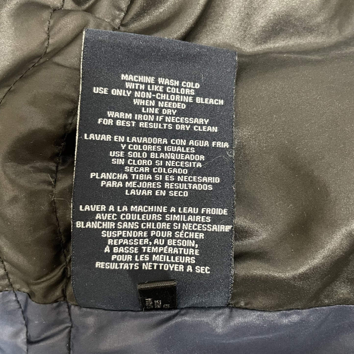 00s vintage 古着 ビンテージ トミーヒルフィガー TOMMYHILFIGER 中綿 マウンテンパーカー フルジップ