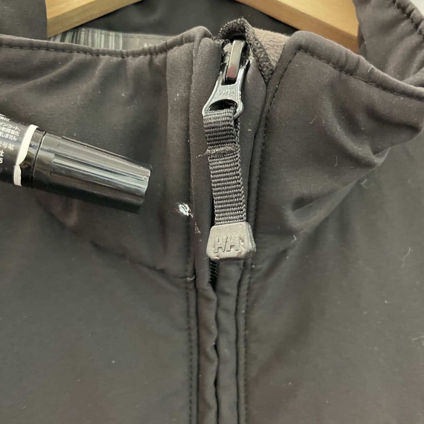 00s vintage 古着 ビンテージ ヘリーハンセン HELLYHANSEN ブルゾン ロゴ刺繍 アウトドア