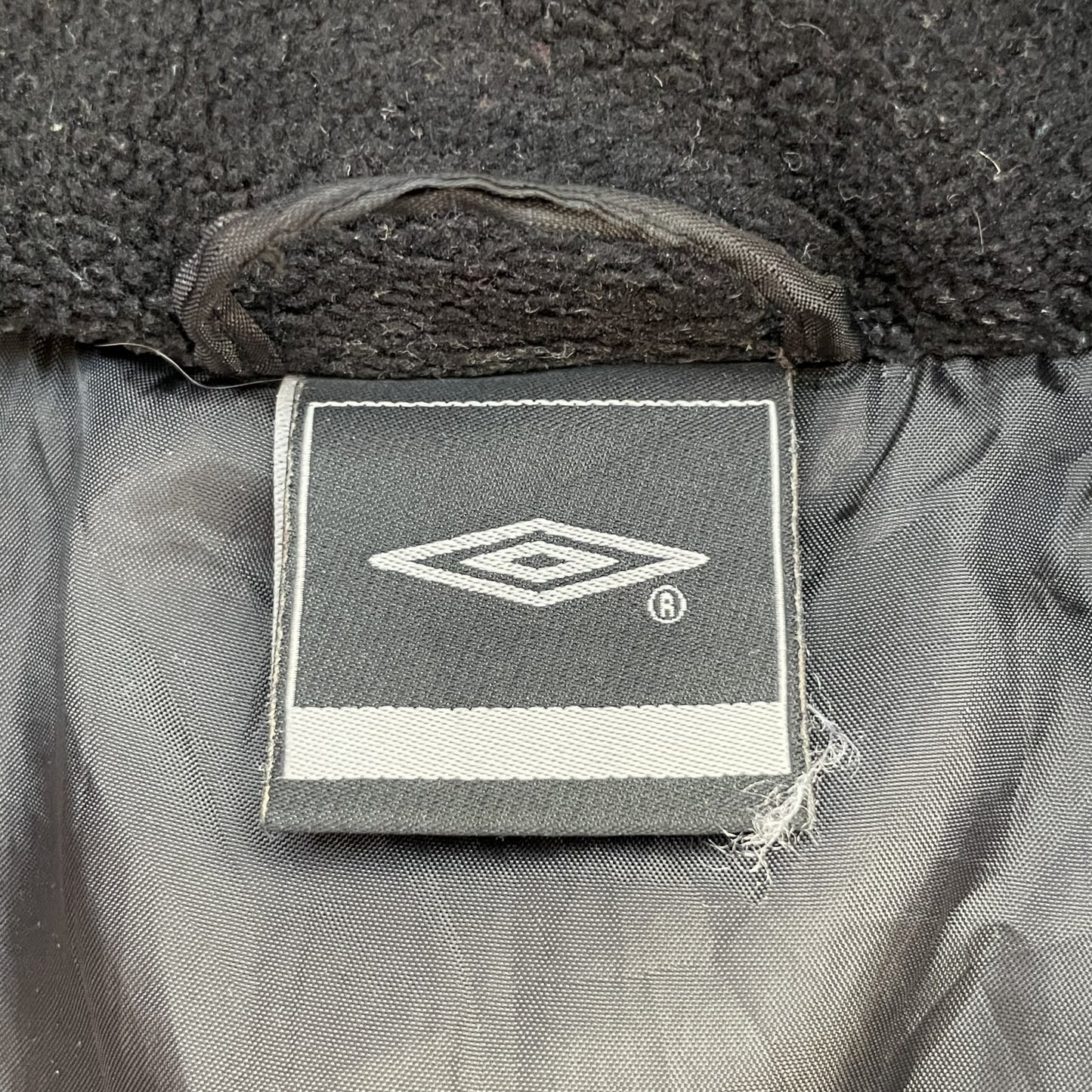 00s vintage 古着 ビンテージ アンブロ ダウンジャケット バックロゴ UMBRO フード付