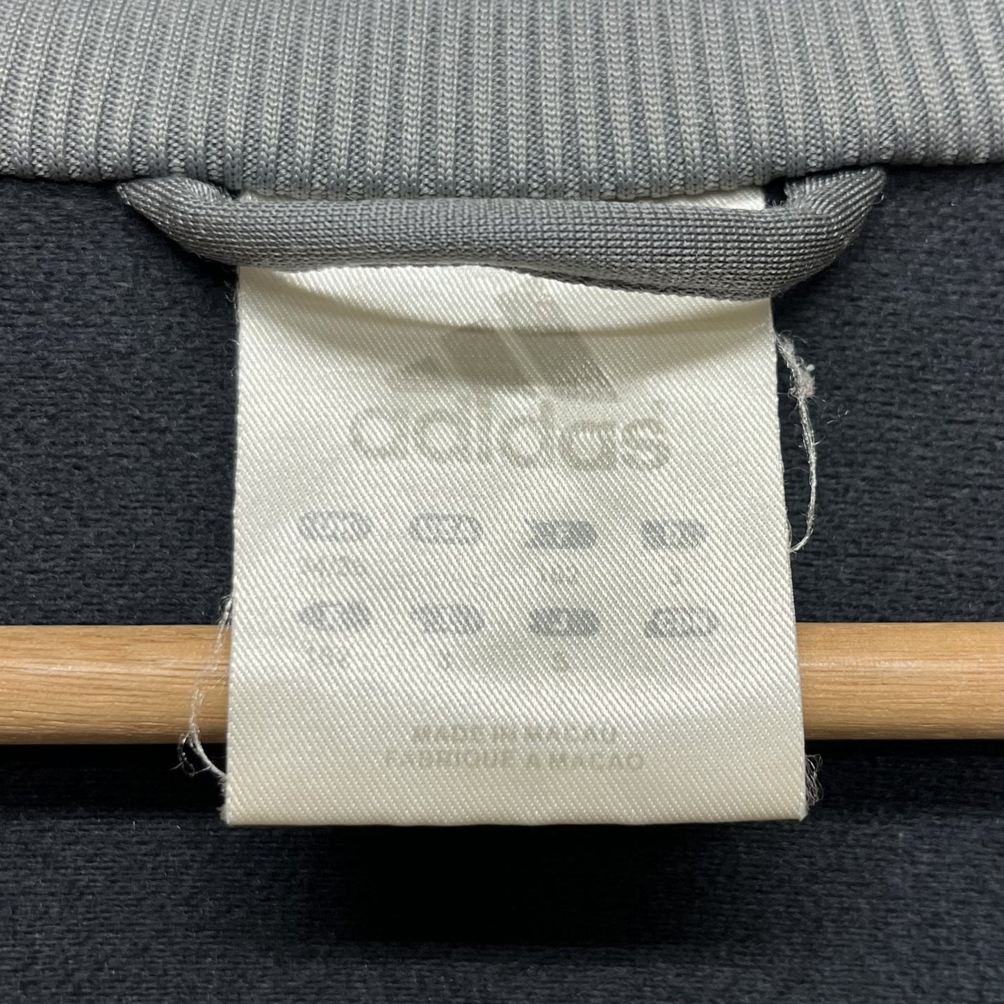 00s vintage 古着 ビンテージ アディダス adidas トラックジャケット スポーツブランド ロゴ刺繍 ジャージ ストリート