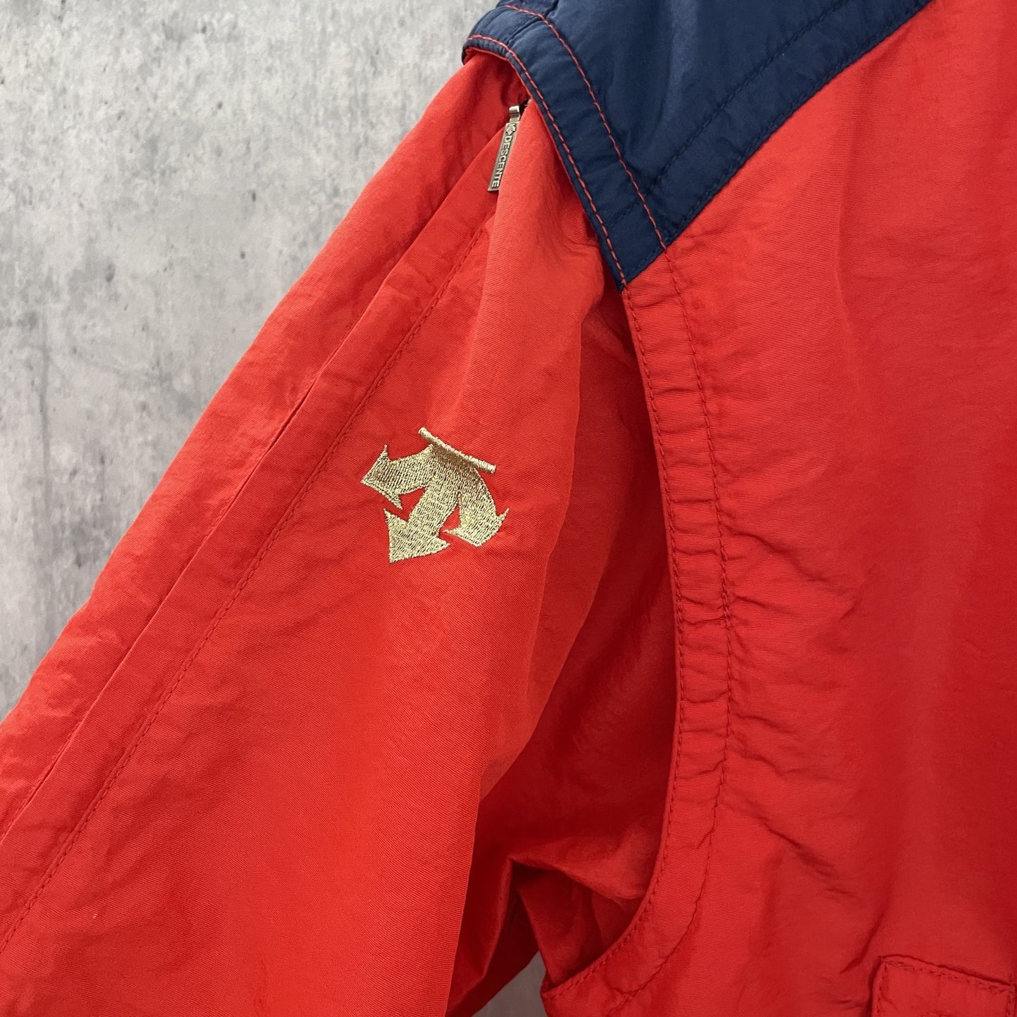 90s vintage 古着 ビンテージ デサンス DESCENTE マウンテンジャケット ナイロンジャケット アウター スキーウェア ロゴ刺繍