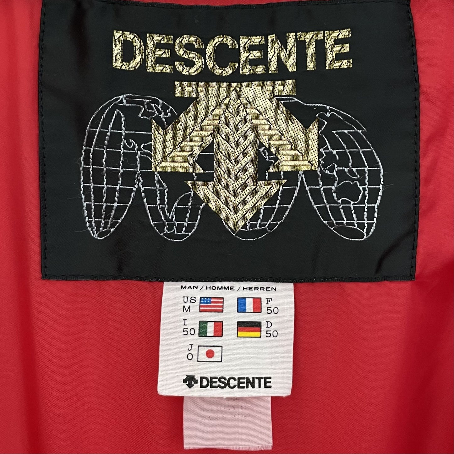 90s vintage 古着 ビンテージ デサンス DESCENTE マウンテンジャケット ナイロンジャケット アウター スキーウェア ロゴ刺繍