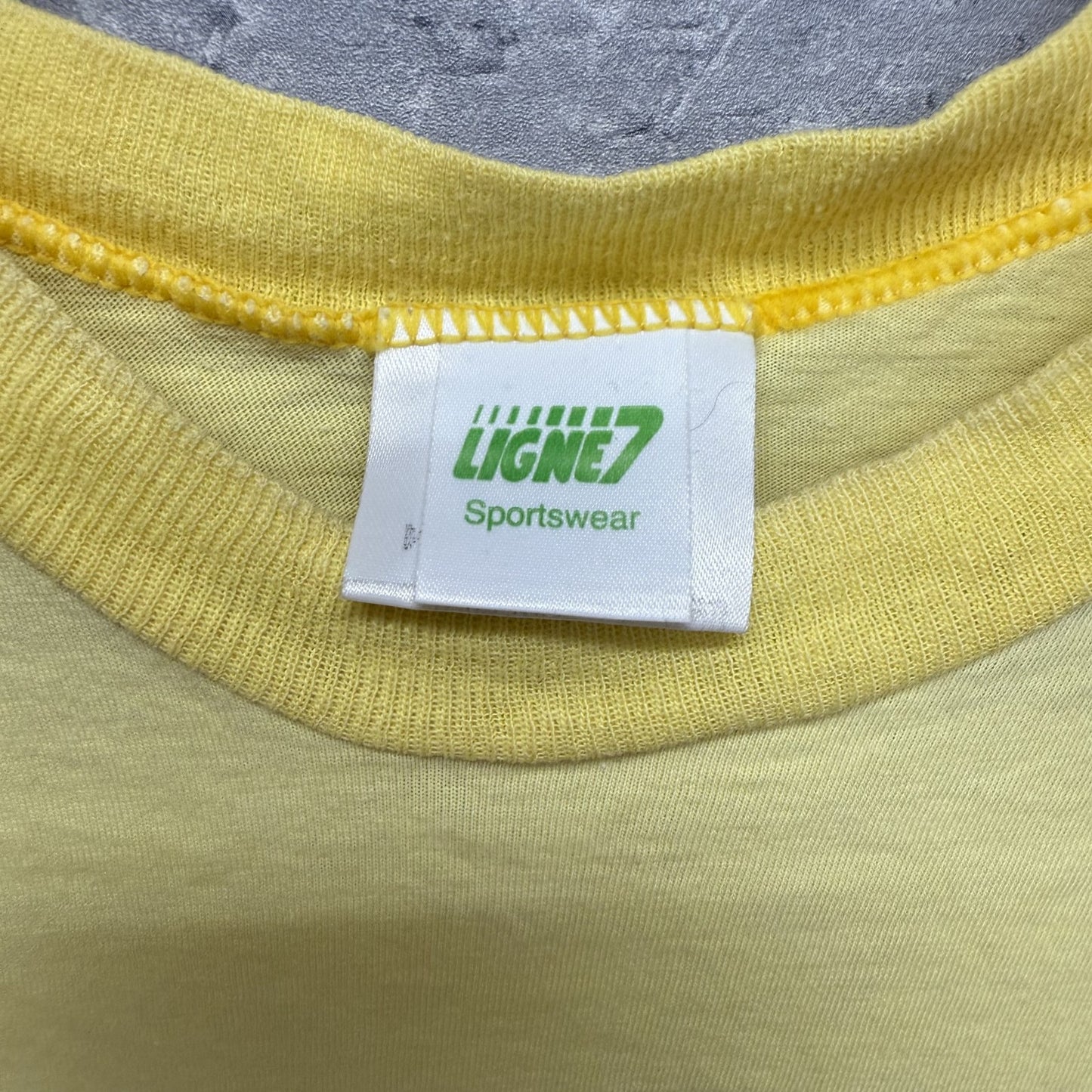 00s vintage 古着 ビンテージ Tシャツ LIGNE7 リンガー アメカジ カジュアル フロントロゴ イエロー