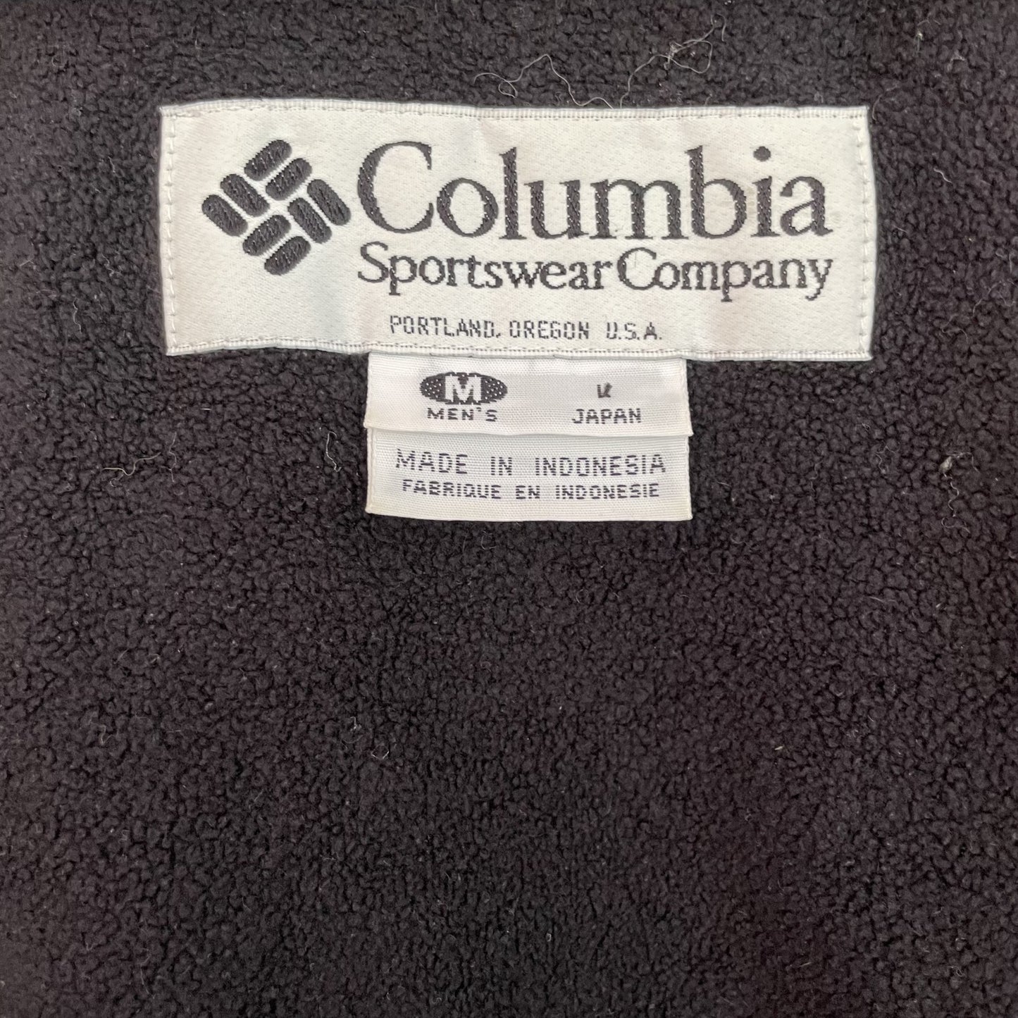 90s vintage Columbia 古着 ビンテージ コロンビア ナイロンジャケット ブラック テック アウトドア ジップアップ