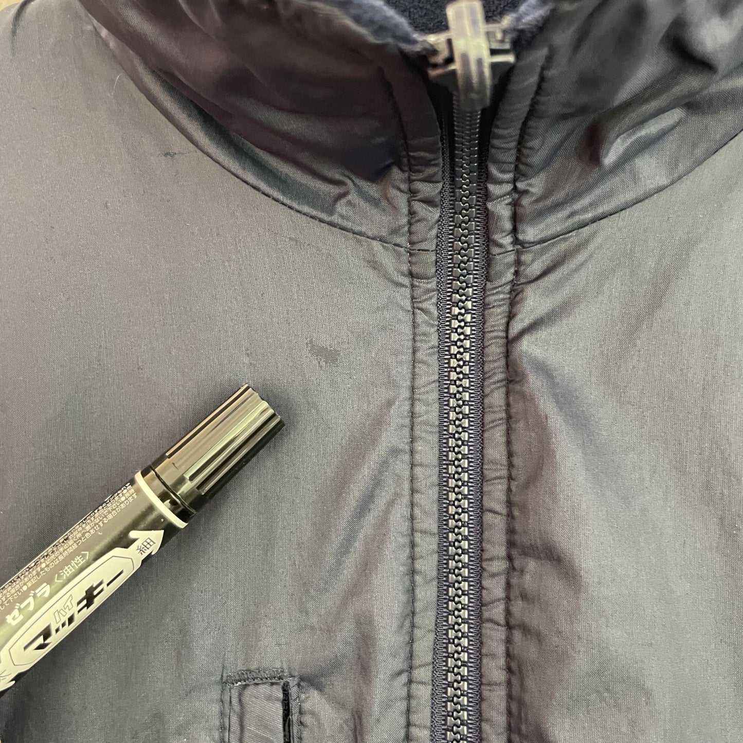 90s vintage 古着　ビンテージ　コロンビア　Columbia フルジップ　ナイロンジャケット　ネイビー　ドローコード
