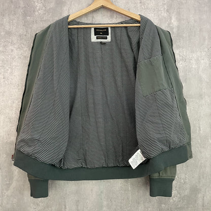 00s vintage 古着　ビンテージ　QUIKSSILVER フルジップ　刺繍ワッペン　カジュアル