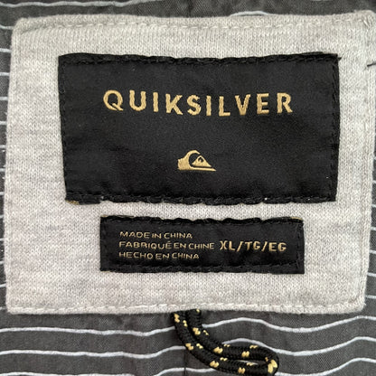 00s vintage 古着　ビンテージ　QUIKSSILVER フルジップ　刺繍ワッペン　カジュアル