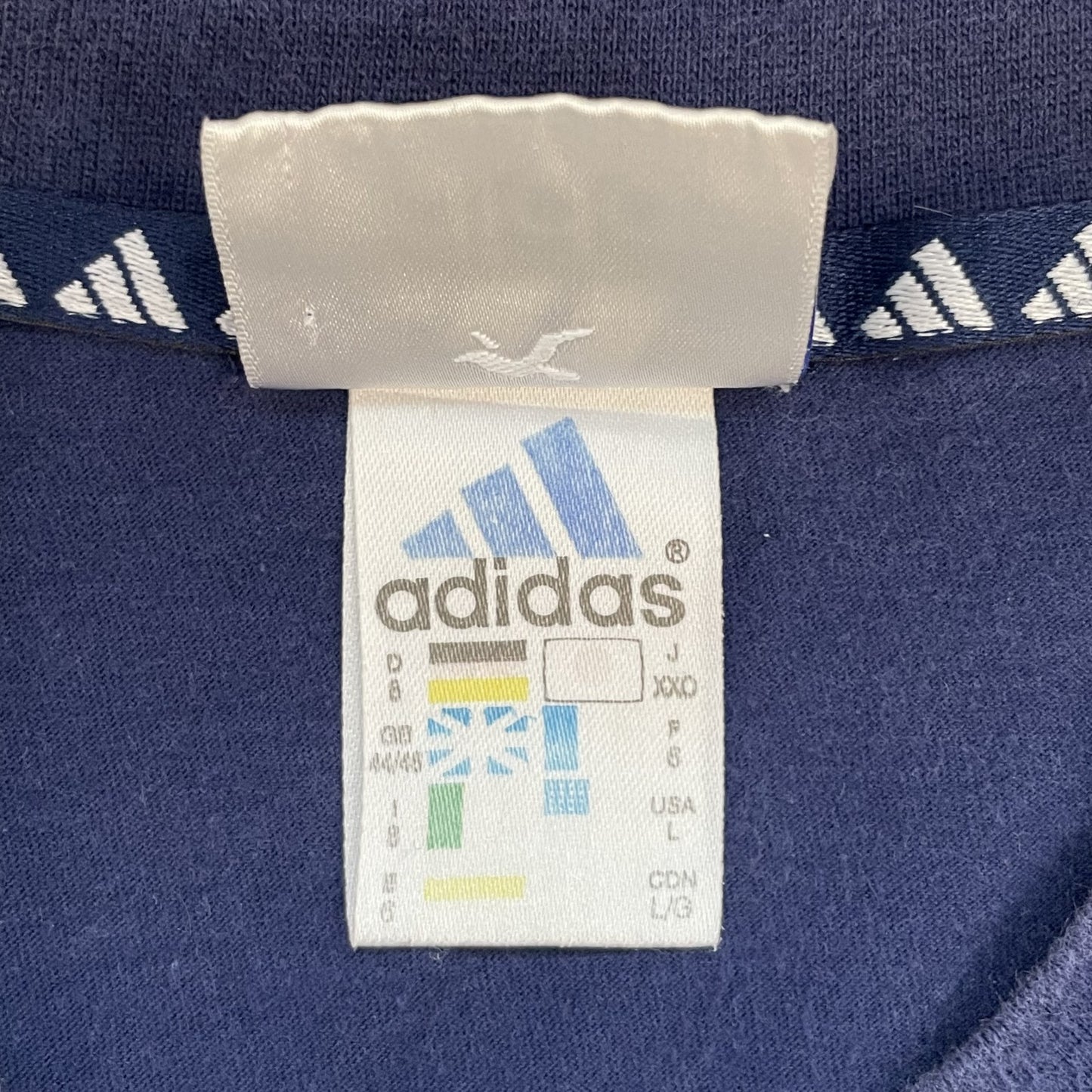 90s vintage 古着　ビンテージ　Adidas アディダス　ストリート　スケーター　ロゴ　Tシャツ　スポーツ　カジュアル