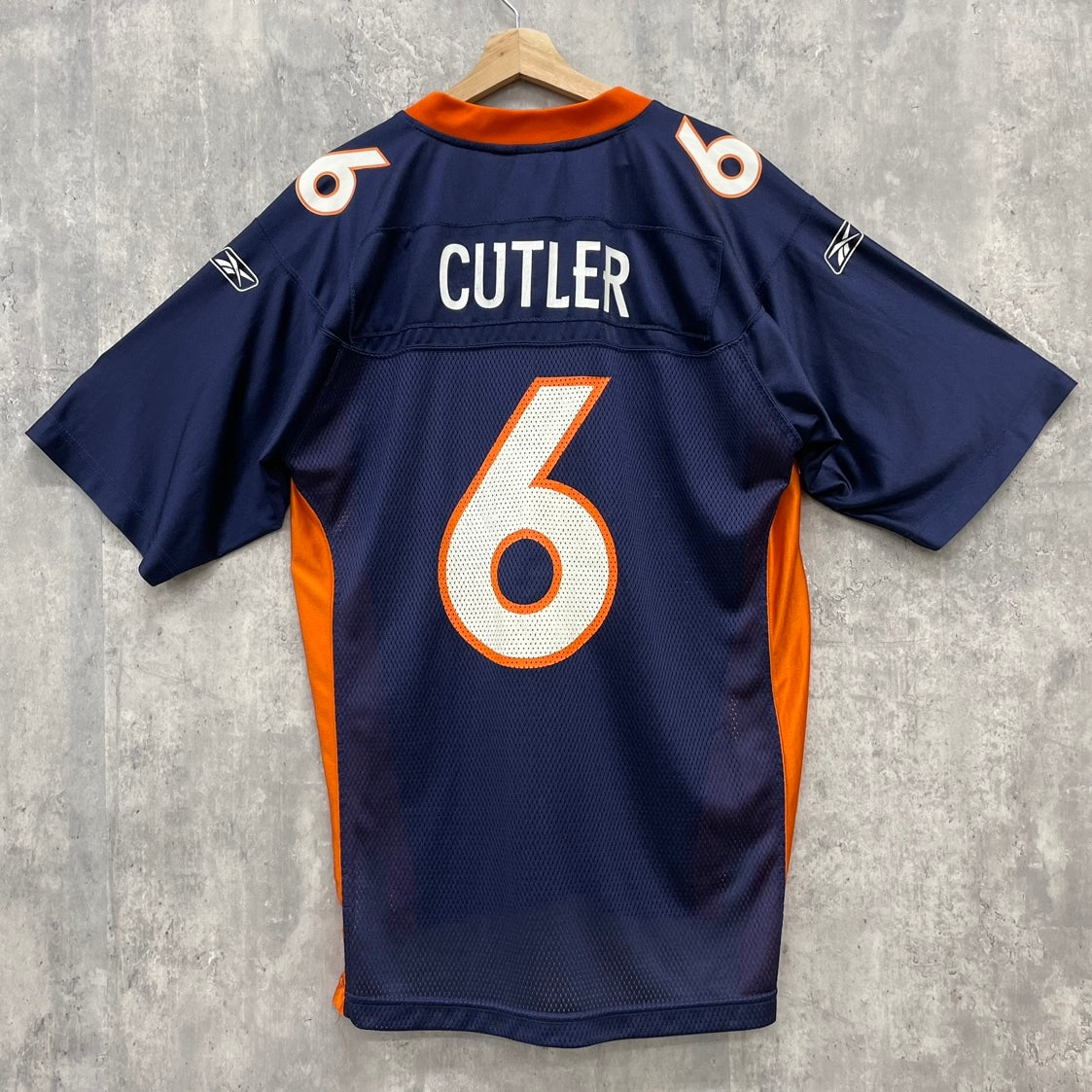 Reebok EQUIPMENT NFL DENVER BRONCOS CUTLER ゲームシャツ リーボック 半袖 Tシャツ 古着 ビンテージ  ネイビー Ⅿ