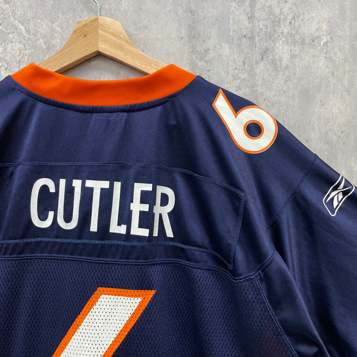 Reebok EQUIPMENT NFL DENVER BRONCOS CUTLER ゲームシャツ リーボック 半袖 Tシャツ 古着 ビンテージ  ネイビー Ⅿ