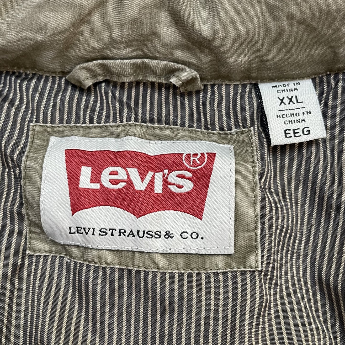 00s vintage 古着　ビンテージ　リーバイス　Levi's トラッカータイプ　ナイロンジャケット　フルジップ　裏地　ストライプ