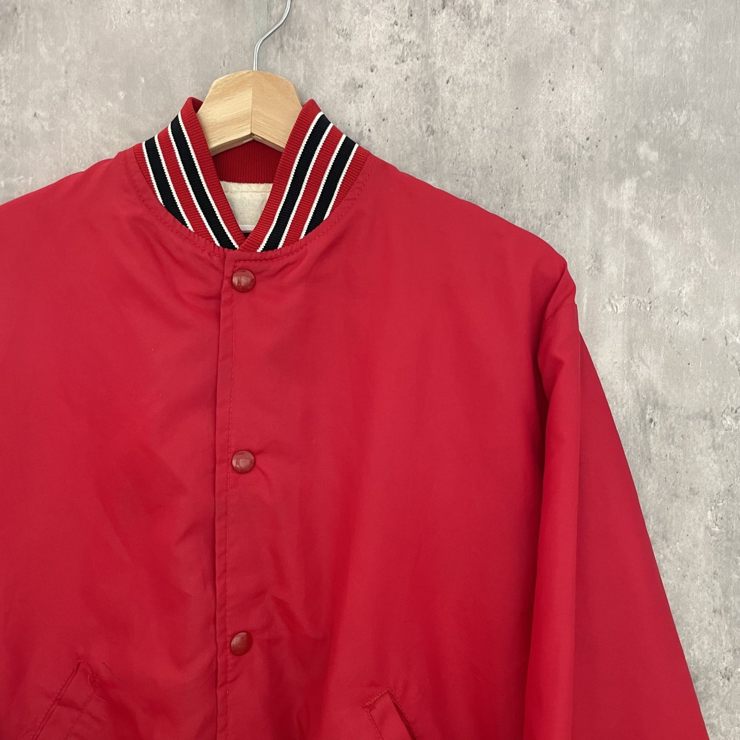 80s vintage ナイロンスタジャン　ナイロンジャケット　赤　ビンテージ　古着　スポーツ　レッド