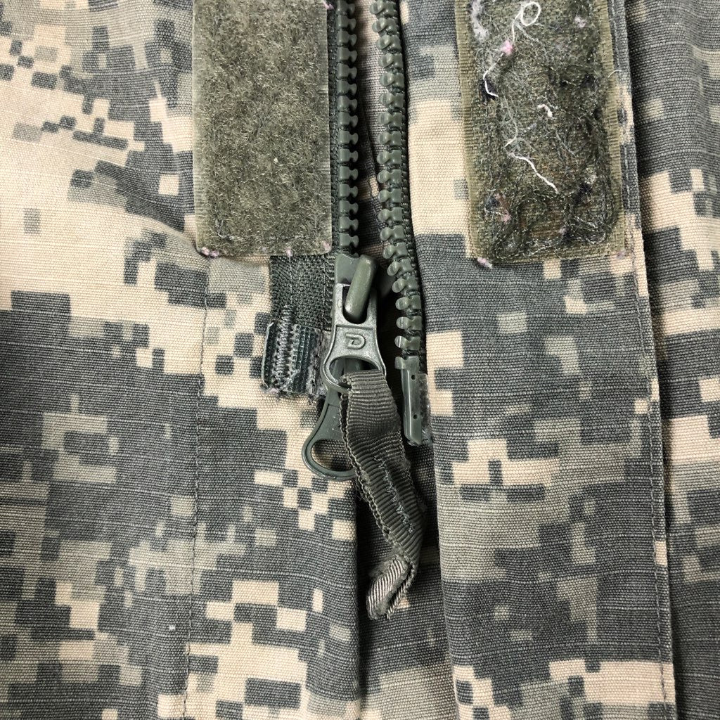 U.S.ARMY ファティーグジャケット ミリタリージャケット デジカモ柄 ミリタリー 米軍
