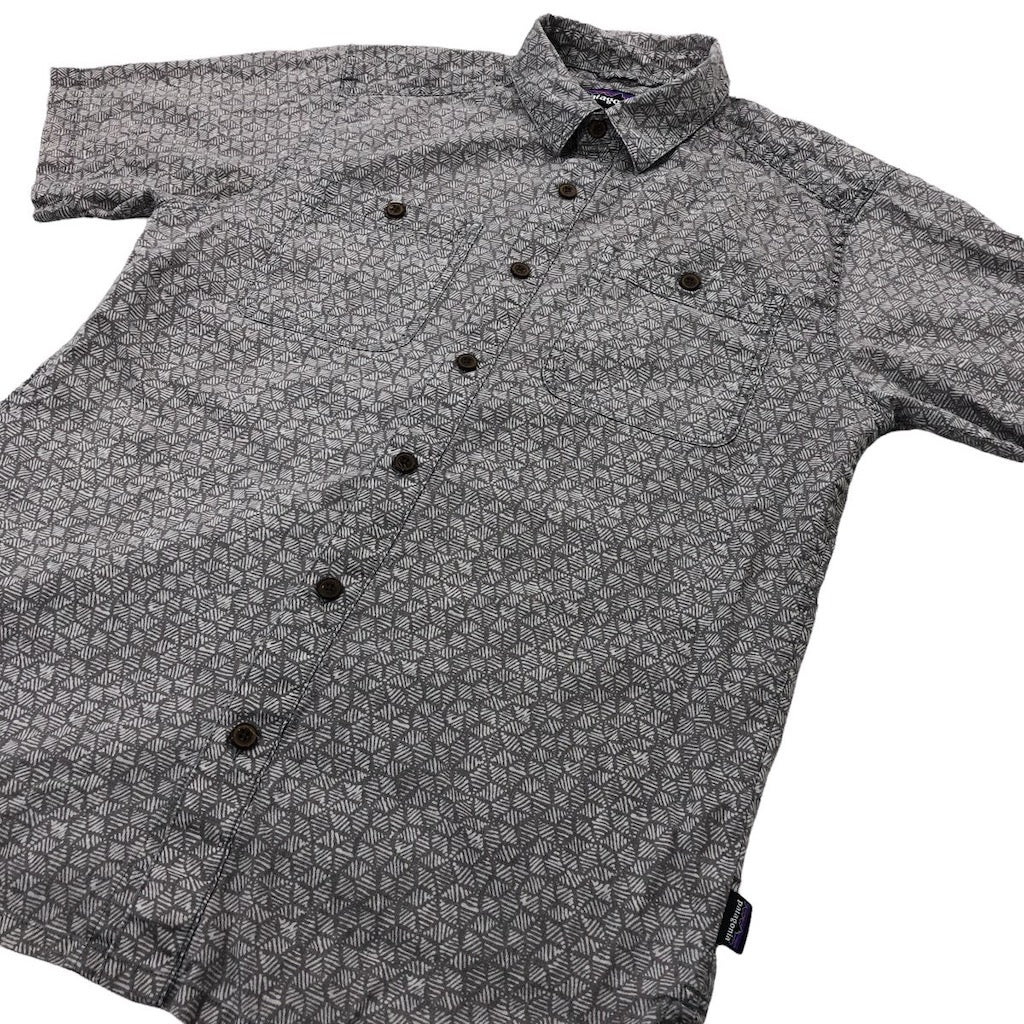 patagonia パタゴニア Men's Back Step Shirt バックステップシャツ 半袖シャツ STY53139 SP18