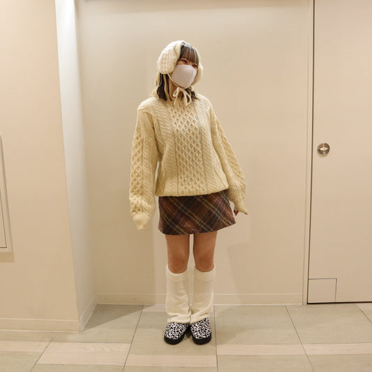 【ラスカ茅ヶ崎店】staff select 【ニットイヤーマフ】×【ニットセーター】