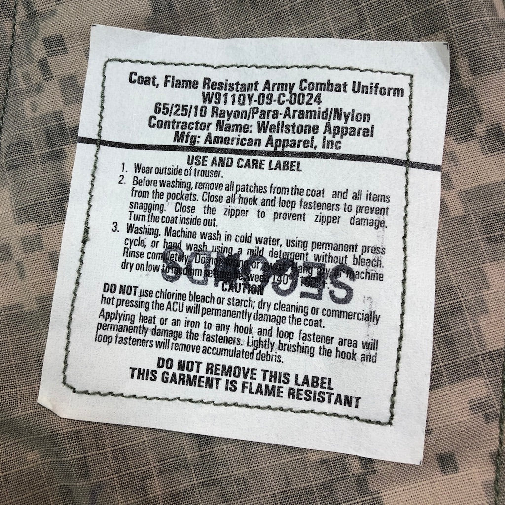 U.S.ARMY ACU デジカモ コンバットジャケット ミリタリージャケット ジップアップ フルジップ 長袖