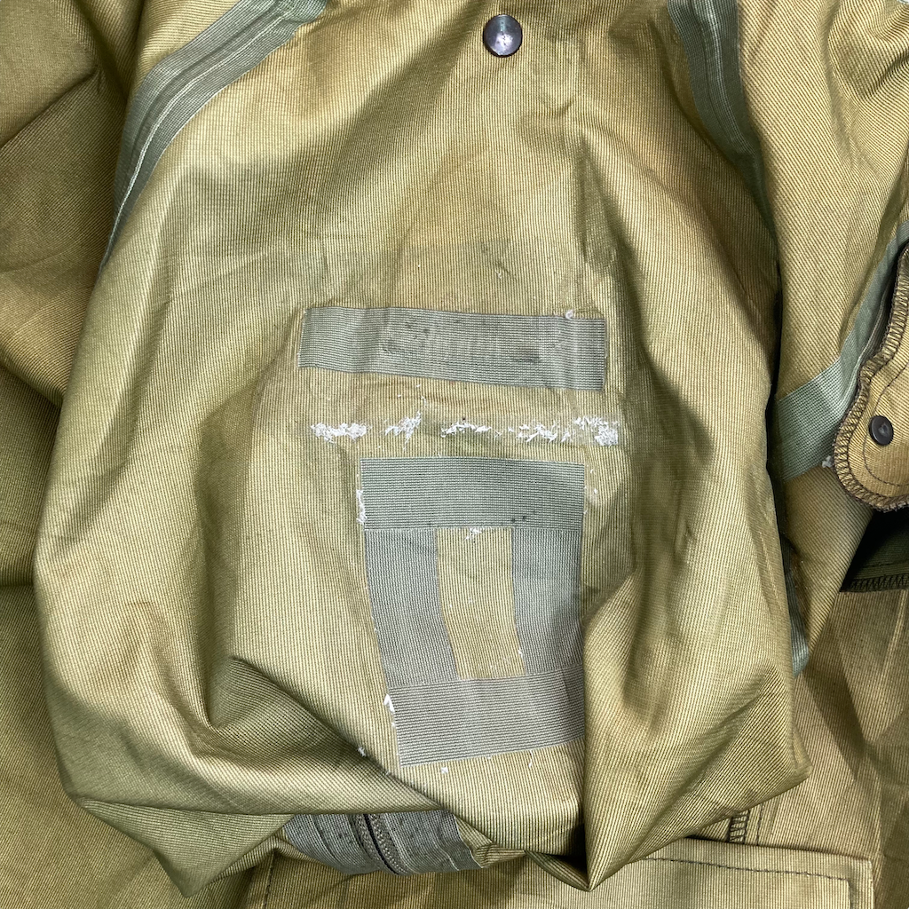 French Army フランス軍 ゴアテックスパーカー ミリタリージャケット マウンテンパーカー ナイロンジャケット  フルジップ ジップアップ フーディ
