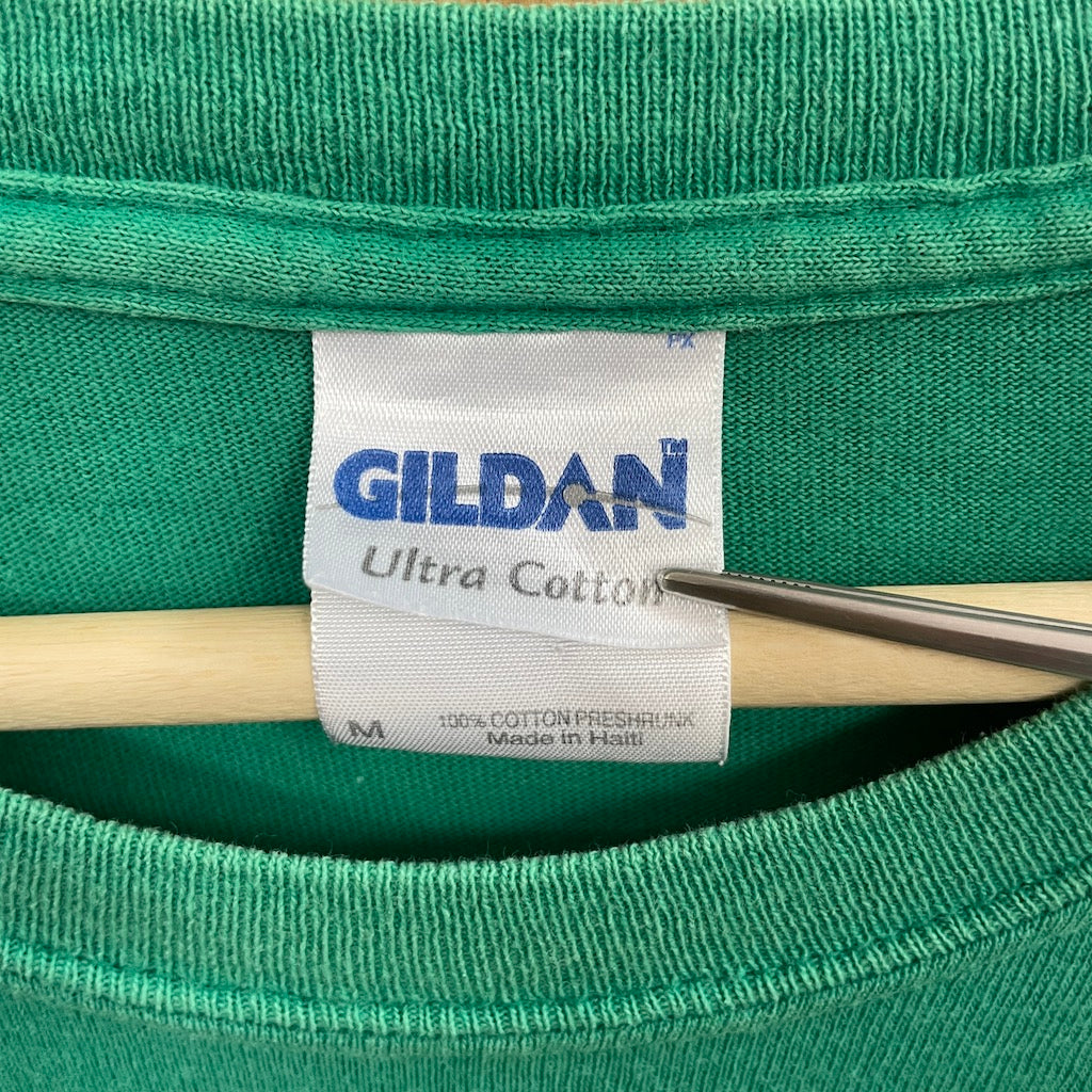 GILDAN SOCIAL DISTOTION St Patrick's DAY Tシャツ 半袖 カットソー バンドTシャツ