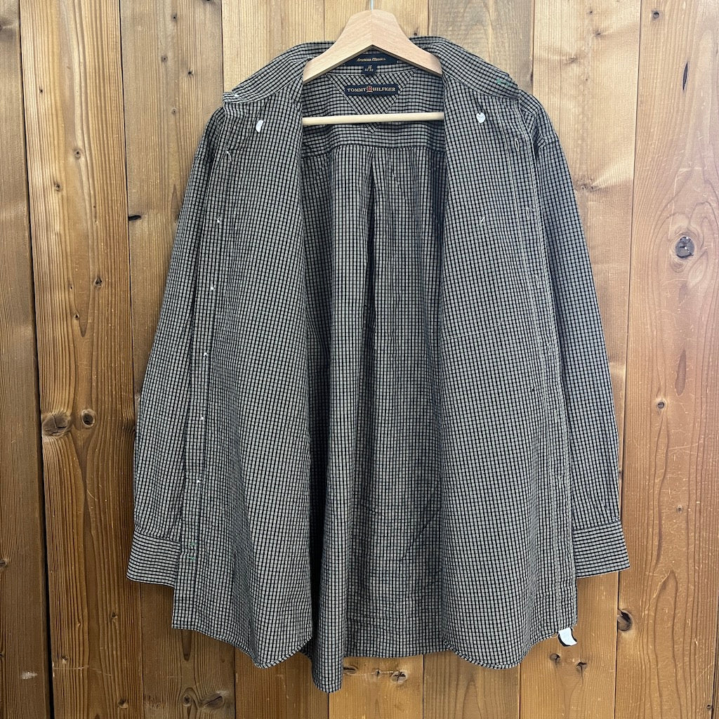 トミーチェック柄シャツ　サイズ5