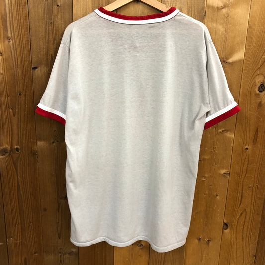UNKNOWN ヘンリーネック プリントTシャツ 半袖 カットソー Wolski's TABERN MILWAUKEE ミルウォーキー