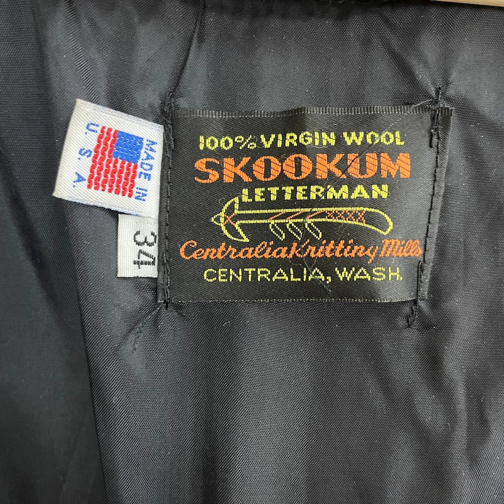 USA製 SKOOKUM スクーカム スタジアムジャンパー アームレザー スタジャン レザージャケット